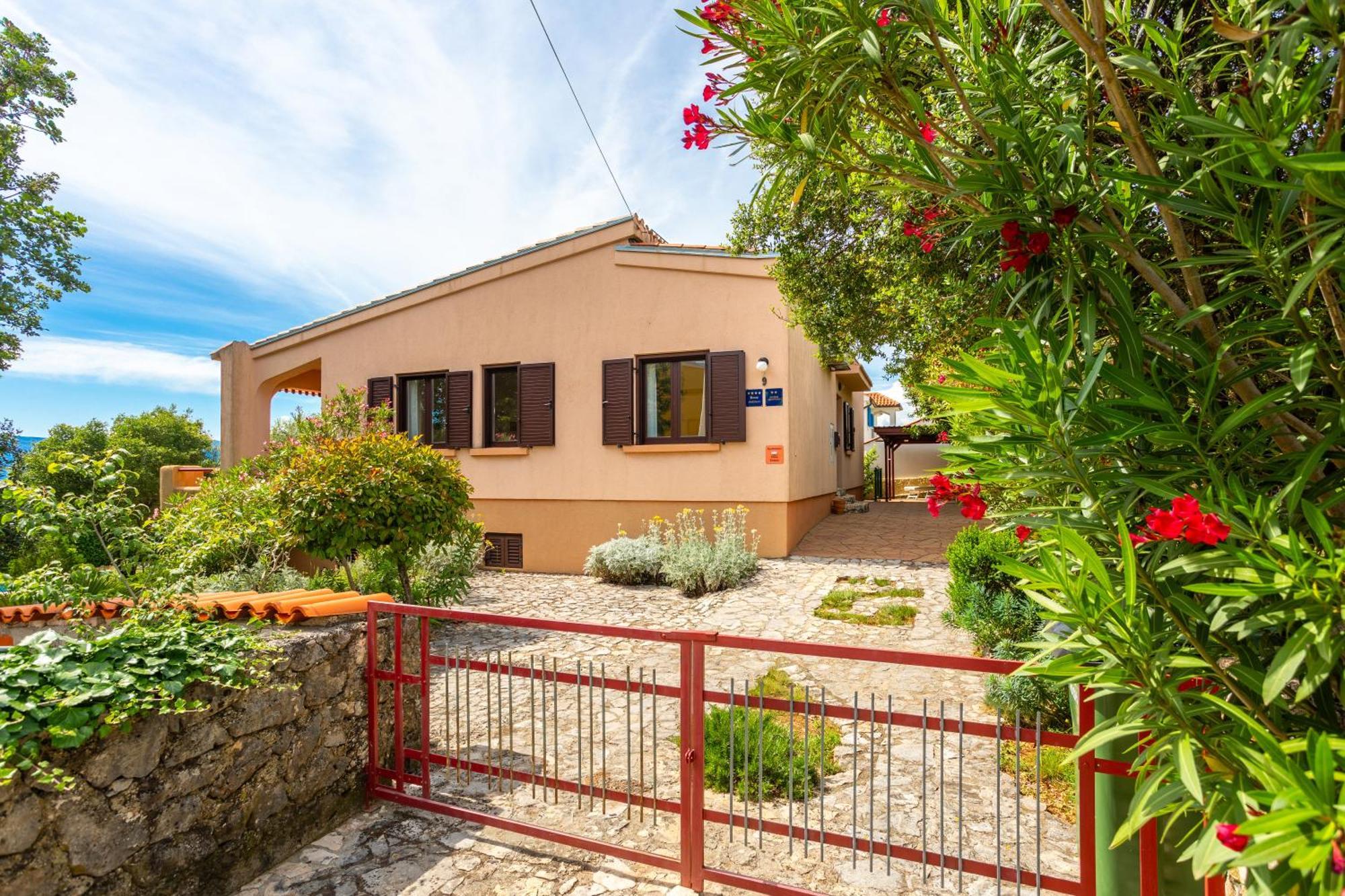 Apartments Villa Temer Pinezići Exterior foto